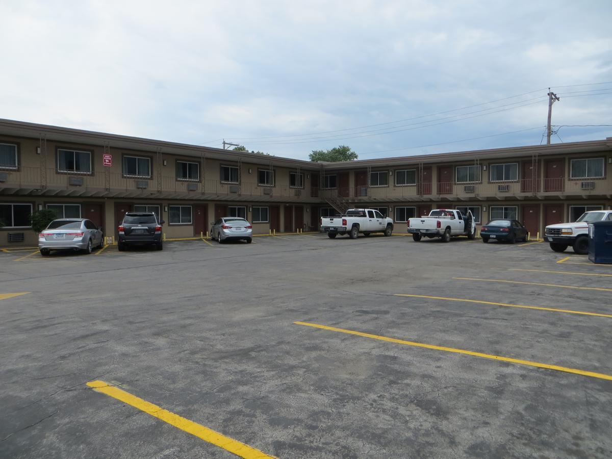 Carter Lake Deluxe Inn/Extended Stay - Council Bluffs מראה חיצוני תמונה