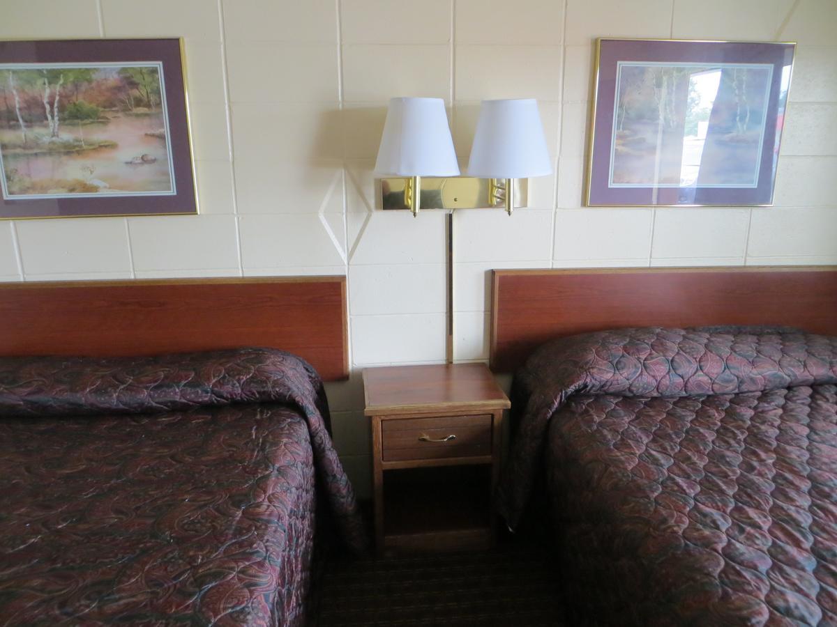Carter Lake Deluxe Inn/Extended Stay - Council Bluffs מראה חיצוני תמונה