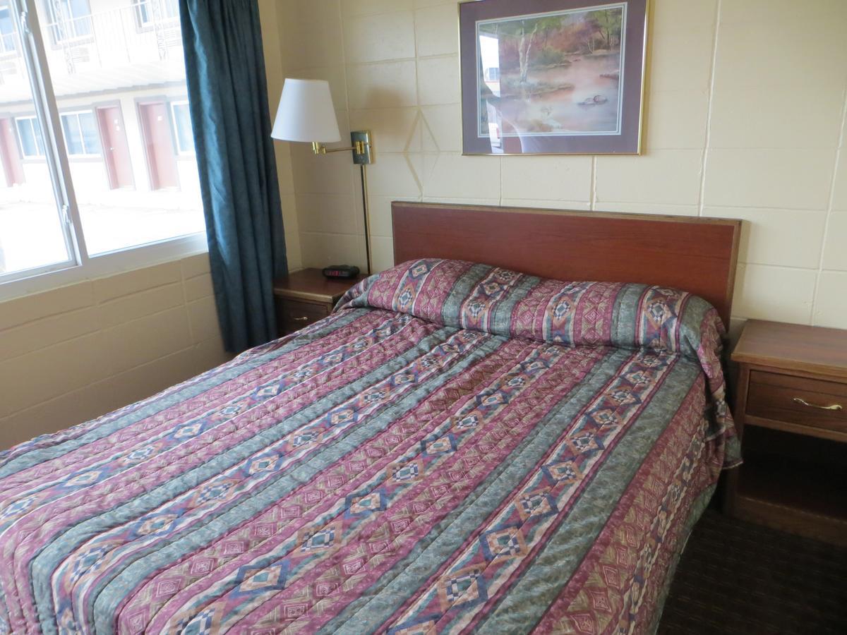 Carter Lake Deluxe Inn/Extended Stay - Council Bluffs מראה חיצוני תמונה